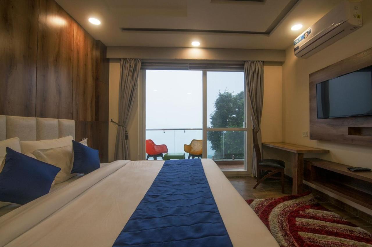 Shivaay Morex- A Vegetarian Hotel ダラムシャーラー エクステリア 写真